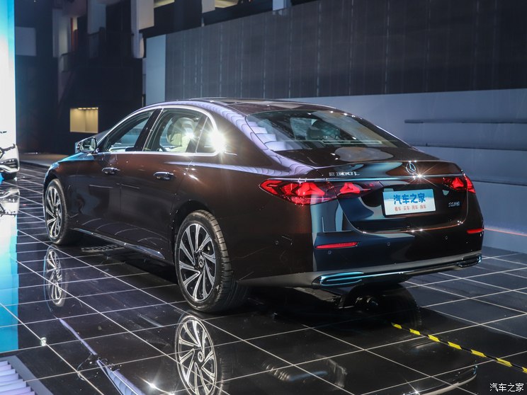 北京奔馳 奔馳E級 2024款 E 300 L 尊貴型