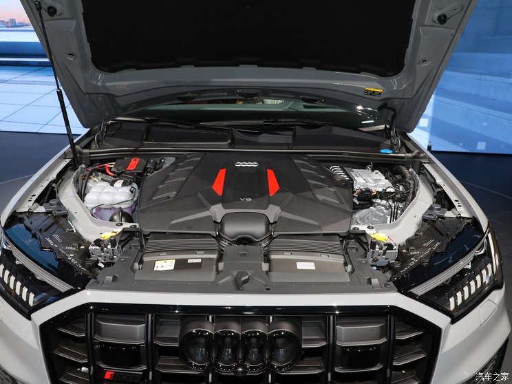 奧迪(進口) 奧迪SQ7 2024款 4.0 TFSI 暗夜騎士版
