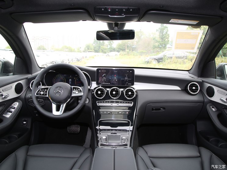 奔馳(進(jìn)口) 奔馳GLC轎跑 2023款 改款 GLC 260 4MATIC 轎跑SUV