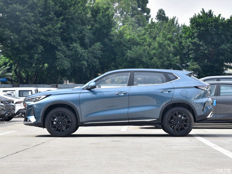 長安汽車 長安歐尚X5 PLUS 2023款 改款 1.5T DCT領航型