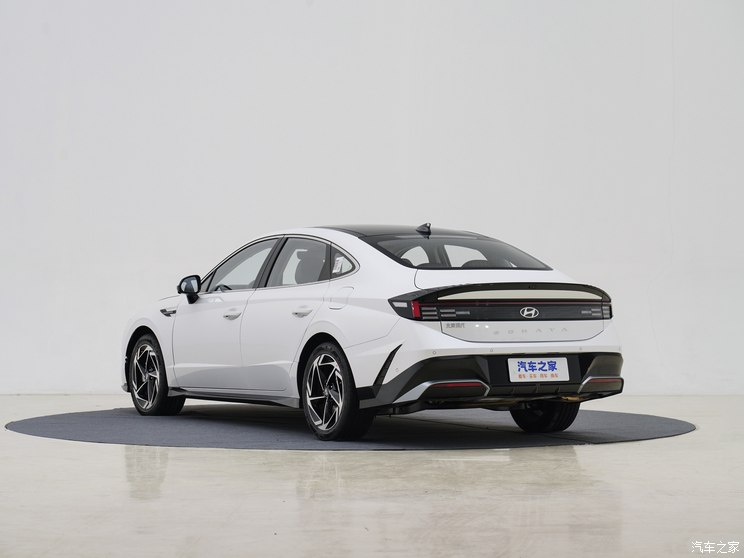 北京現代 索納塔 2024款 1.5T 高配版