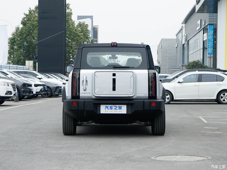 奇瑞新能源 奇瑞iCAR 03 2024款 401km 兩驅標準進階版