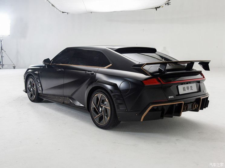 沙龍汽車(chē) 機(jī)甲龍 2022款 重裝概念版