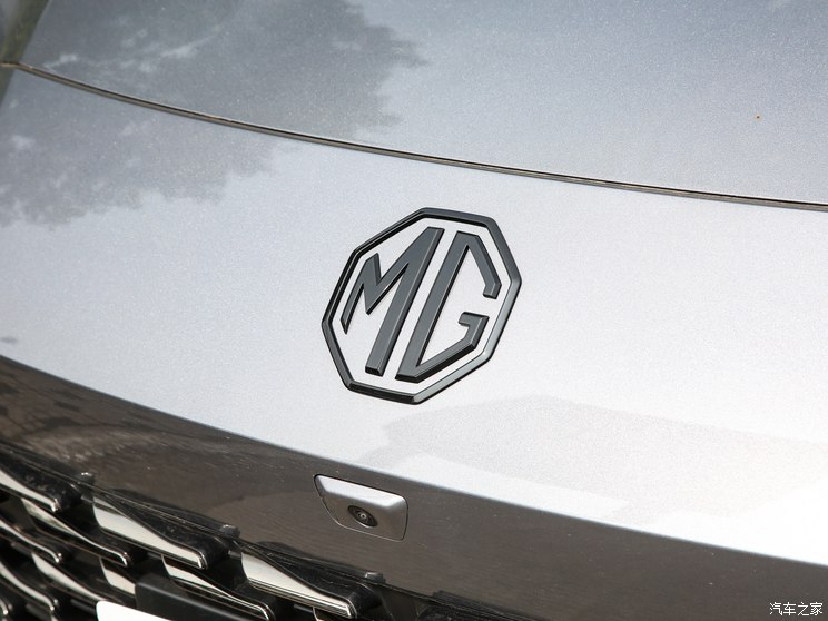 上汽集團(tuán) MG7 2023款 2.0T 自動(dòng)獵美奢享版