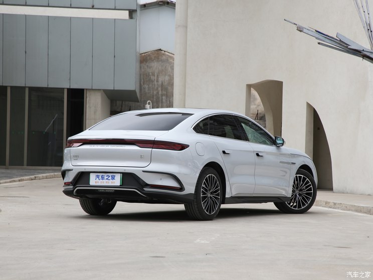 比亞迪 漢 2024款 DM-i 121KM 尊享型