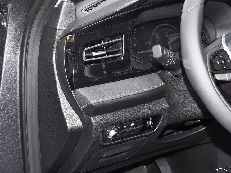 長(zhǎng)安汽車(chē) 長(zhǎng)安X7 PLUS 2024款 基本型