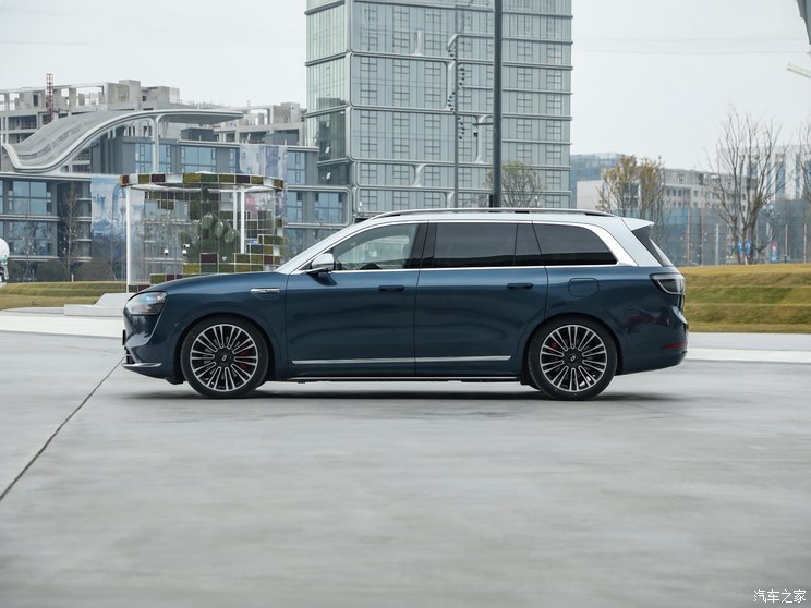 賽力斯汽車 問(wèn)界M9 2024款 增程 Ultra版 42kWh 