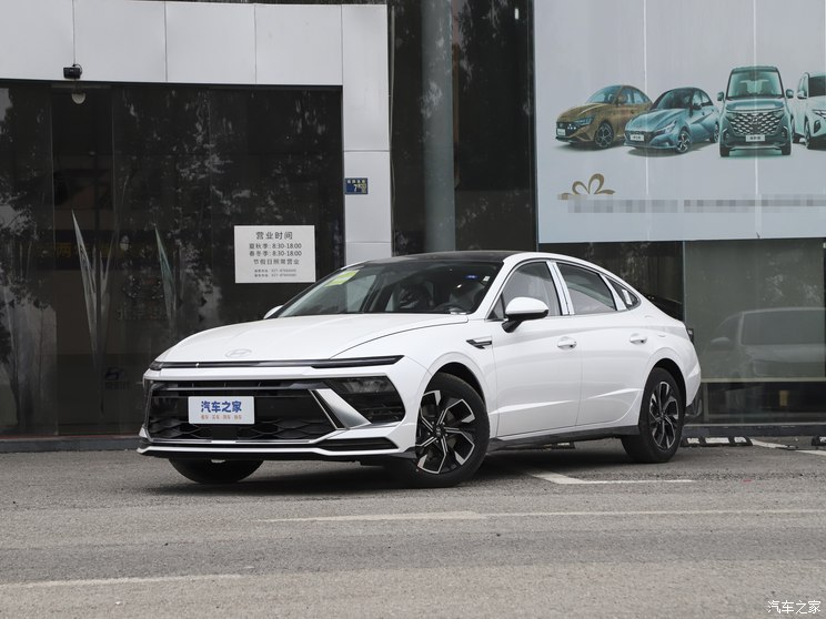 北京現(xiàn)代 索納塔 2024款 1.5T 低配版