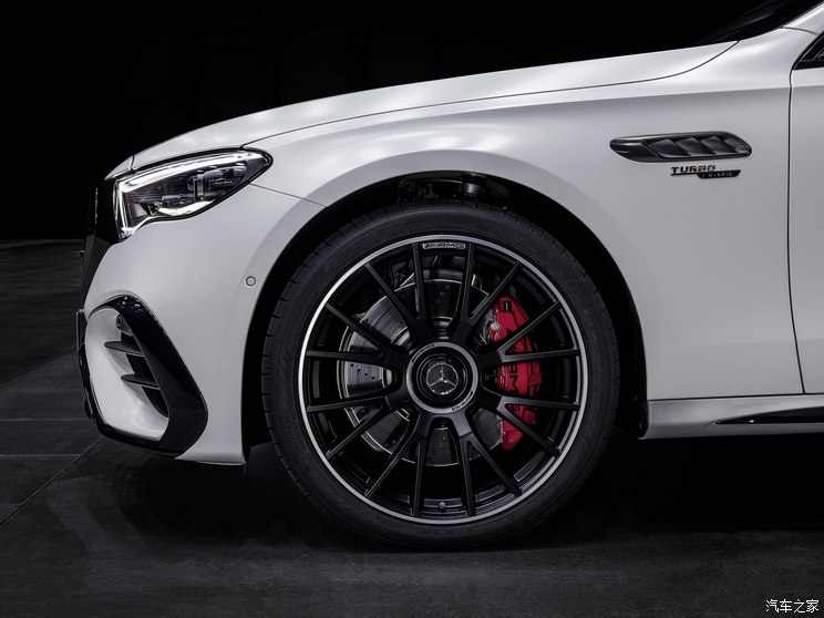 梅賽德斯-AMG 奔馳E級AMG 2024款 AMG E 53 HYBRID 4MATIC+