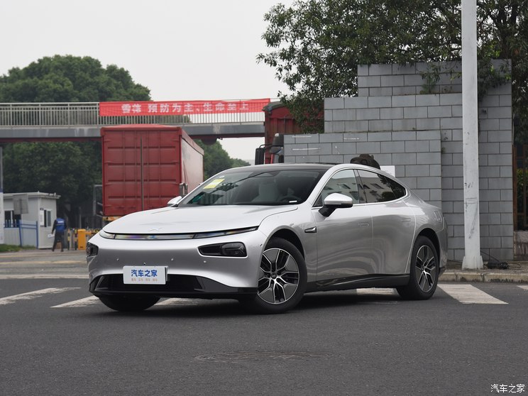 小鵬汽車(chē) 小鵬P7 2024款 P7i 550 Pro