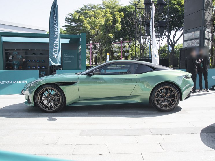 阿斯頓?馬丁 阿斯頓?馬丁DB12 2023款 4.0T V8 Coupe
