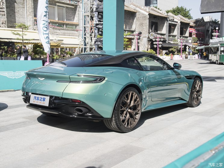 阿斯頓?馬丁 阿斯頓?馬丁DB12 2023款 4.0T V8 Coupe