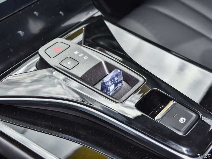 東風乘用車 皓瀚 2023款 DH-i 1.5T 豪華版