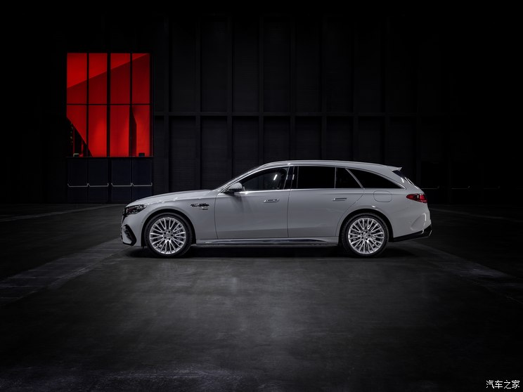 梅賽德斯-AMG 奔馳E級AMG 2024款 AMG E 53 HYBRID 4MATIC+ Estate