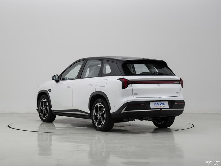 合眾汽車 哪吒L 2024款 增程基本型