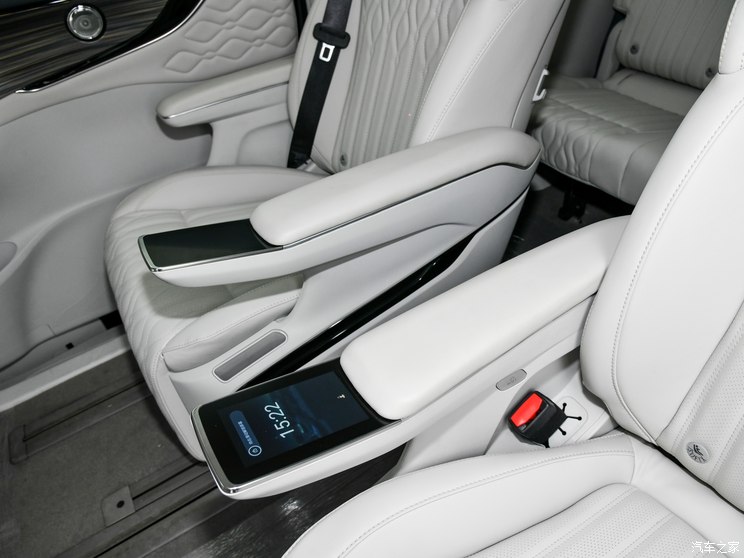 東風風行 星海V9 2024款 PHEV 200km 尊享型