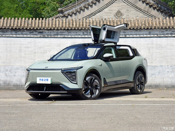 華人運(yùn)通 高合HiPhi Y 2023款 560km 先鋒版
