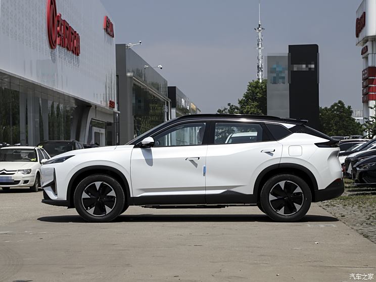東風(fēng)乘用車 風(fēng)神L7新能源 2024款 205 Pro