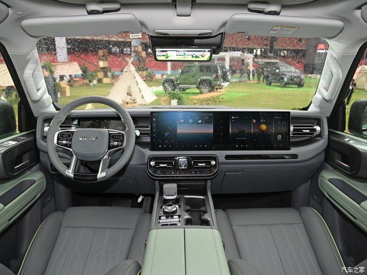 北京越野 北京BJ40 2024款 2.0T 全新刀鋒英雄版 攀登者