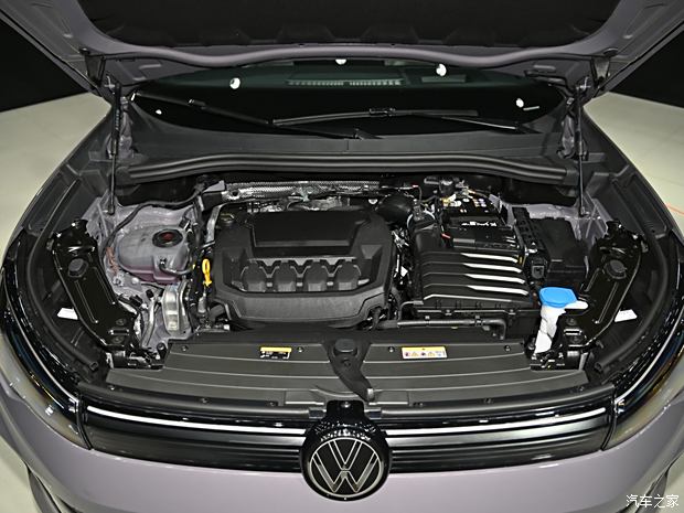 上汽大眾 途觀L 2024款 PRO 330TSI 兩驅智領版 上汽大眾 途觀L 2024款 PRO 330TSI 兩驅智領版